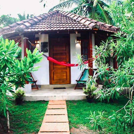Star Light Cabanas & Restaurant Tangalle Ngoại thất bức ảnh